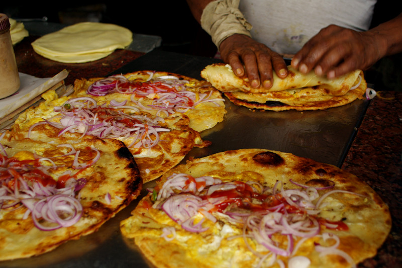 5 Best Street foods in Kolkata during DurgaPuja you will definitely Love to Taste